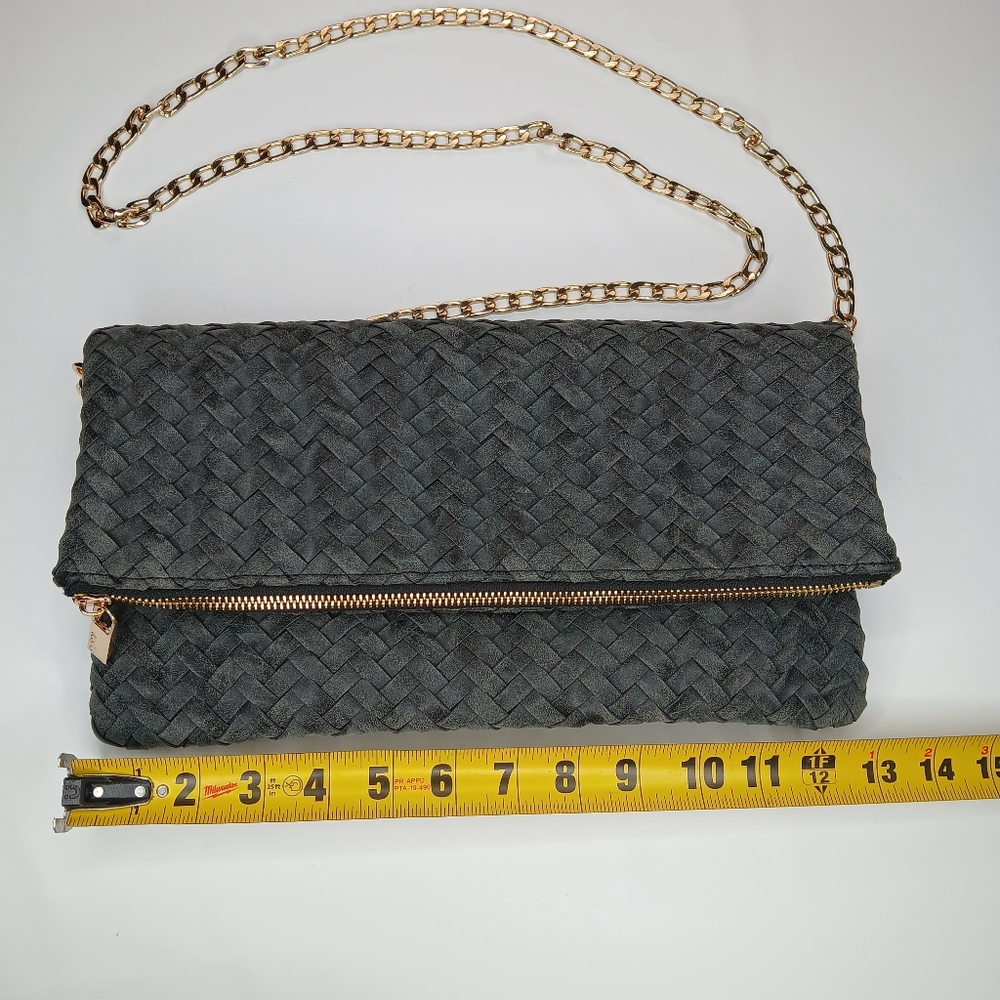 Deux Lux Weaved Crossbody Madison Foldover Black Gold Clutch - Picture 3 of 10